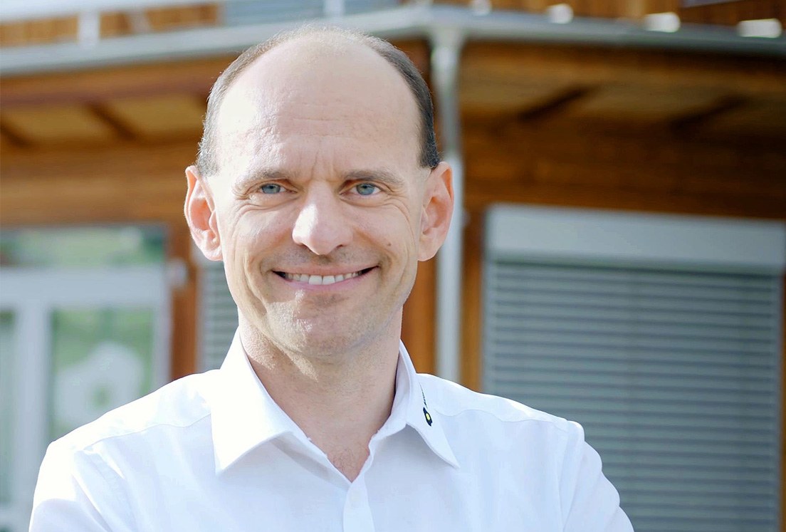 Hans-Peter Buber CEO