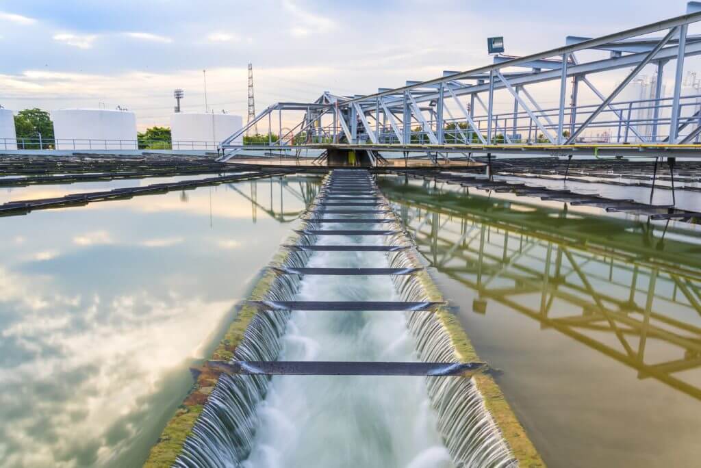 Durchflussmessung im Abwassernetz und Kanalnetz